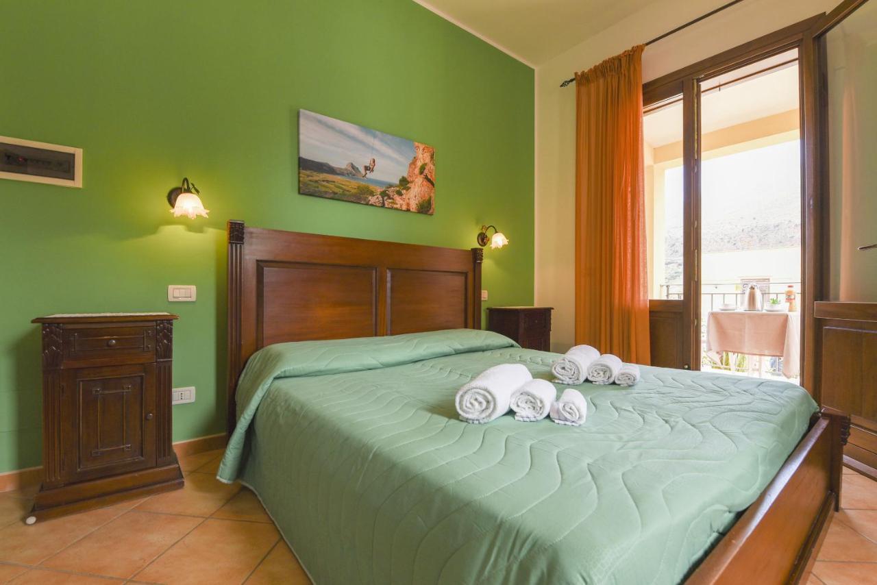 Aurora Castelluzzo Bed & Breakfast Ngoại thất bức ảnh