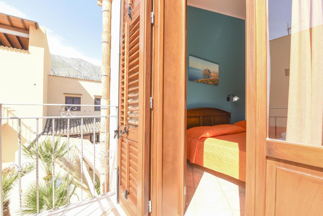Aurora Castelluzzo Bed & Breakfast Ngoại thất bức ảnh