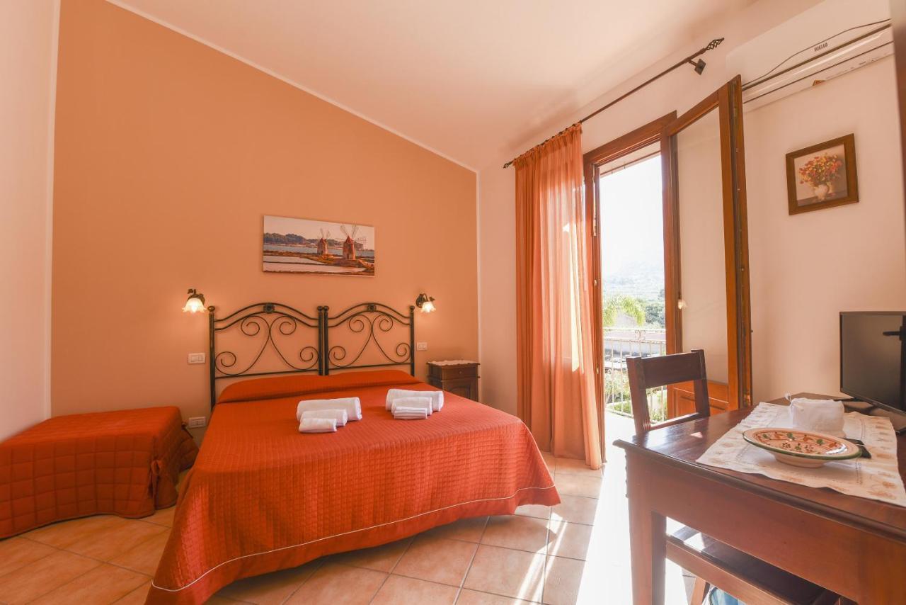 Aurora Castelluzzo Bed & Breakfast Ngoại thất bức ảnh