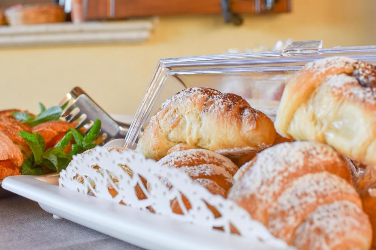 Aurora Castelluzzo Bed & Breakfast Ngoại thất bức ảnh