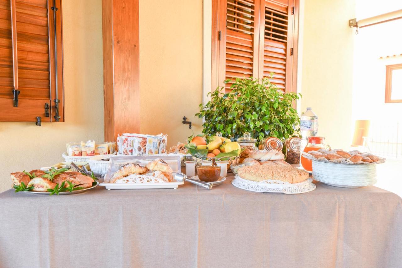 Aurora Castelluzzo Bed & Breakfast Ngoại thất bức ảnh