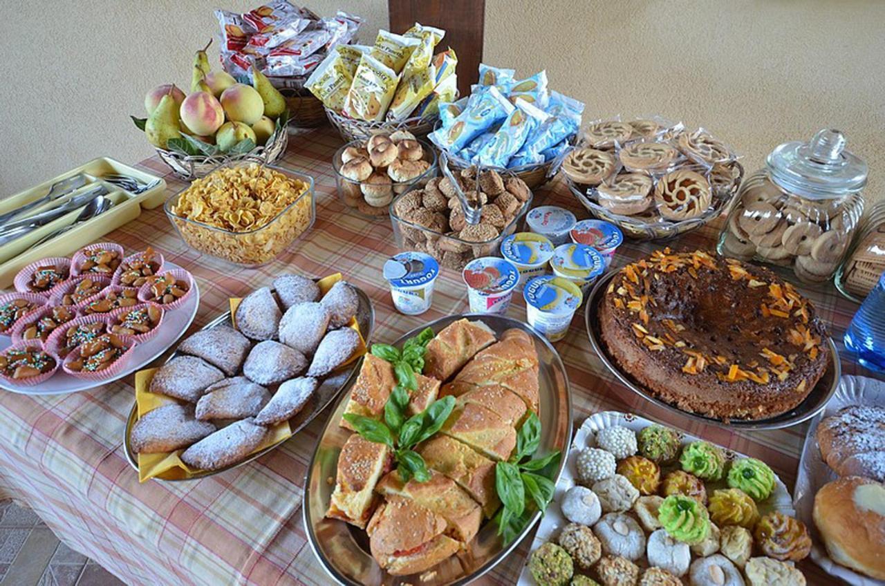 Aurora Castelluzzo Bed & Breakfast Ngoại thất bức ảnh